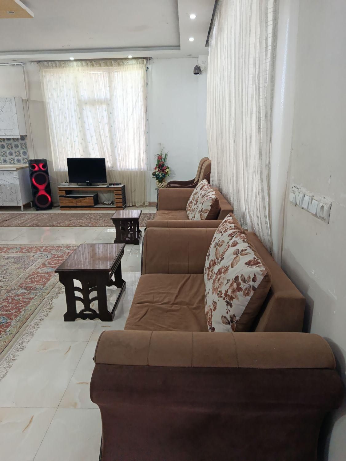 اجاره روزانه/هفتگی/ ویلا توس 41.استخر آب گرم جکوزی|اجارهٔ کوتاه‌مدت ویلا و باغ|مشهد, لقمانی|دیوار