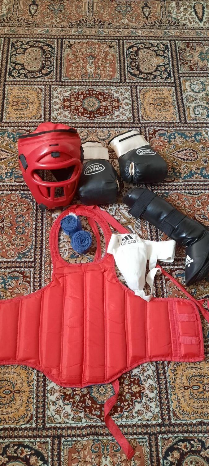 وسایل جیتکاندو کیک بوکسینگ MMA|تجهیزات ورزشی|فولادشهر, B4|دیوار