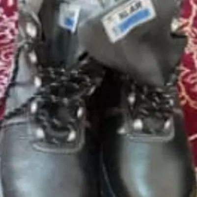 کفش ایمنی وکفش نظامی یک دست پیرا هن وشلوار شیش جیب|لباس|بهبهان, |دیوار