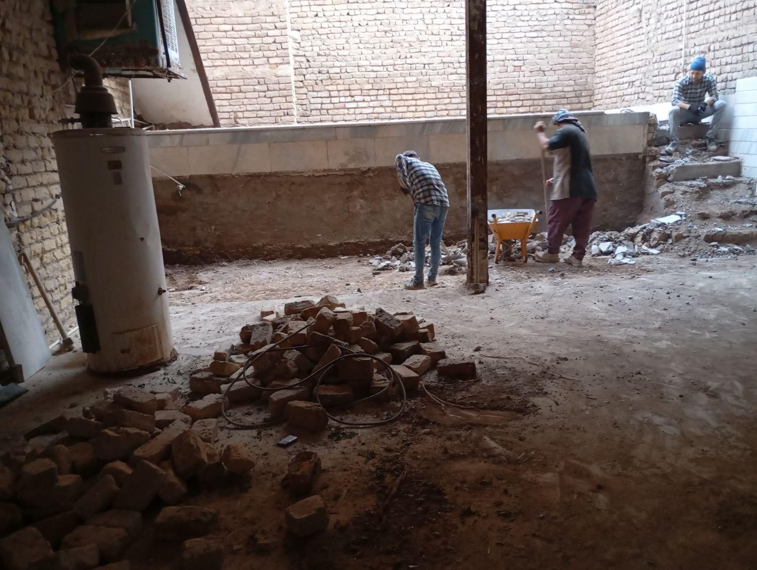 تخریب حرفه ای ساختمان|خدمات پیشه و مهارت|قم, نیروگاه|دیوار