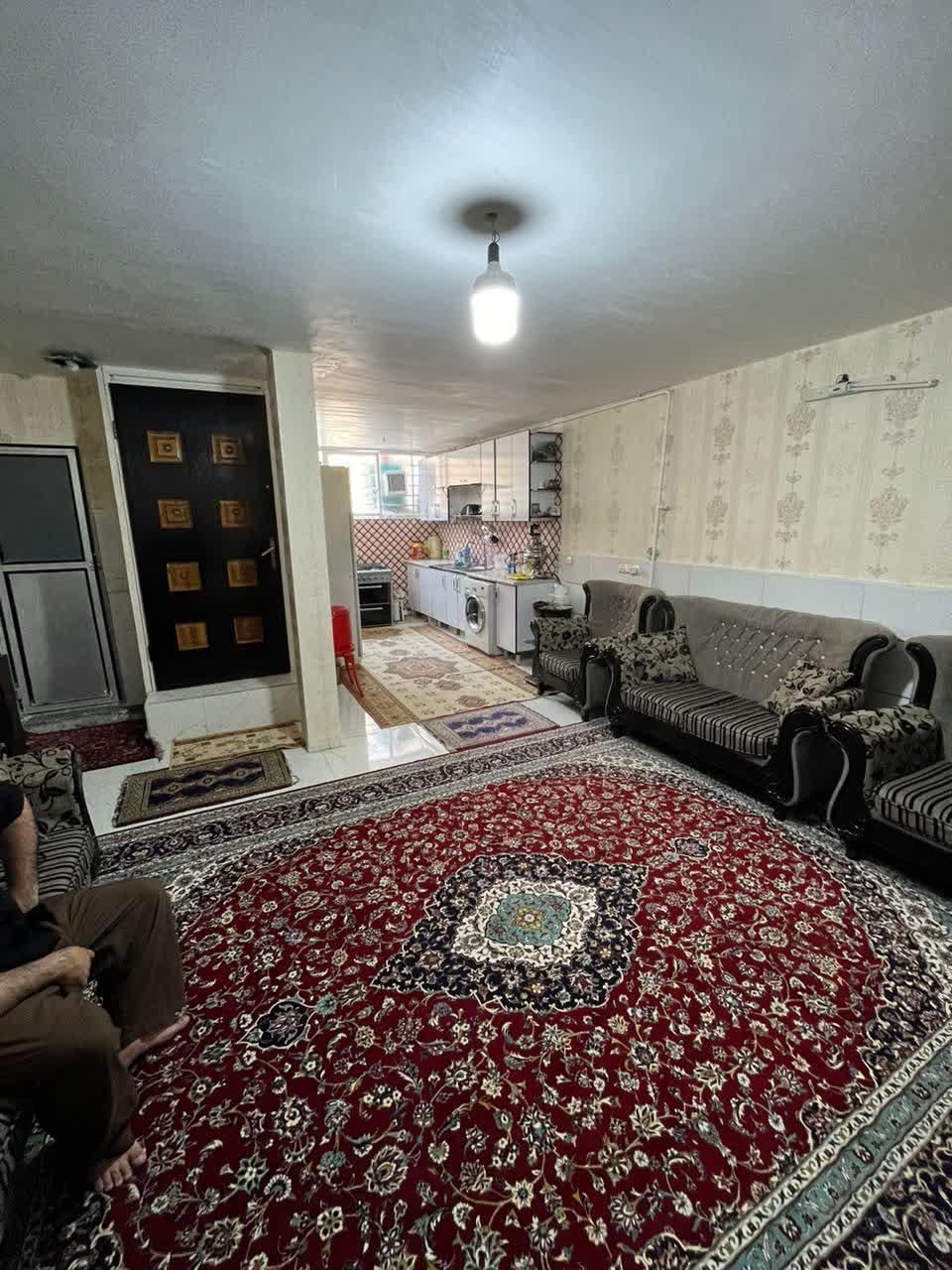 ۵۰ متر بلوار باهنر تک واحدسند تک برگ(خانم کریمی)|فروش آپارتمان|ورامین, شهرک فاطمیه|دیوار