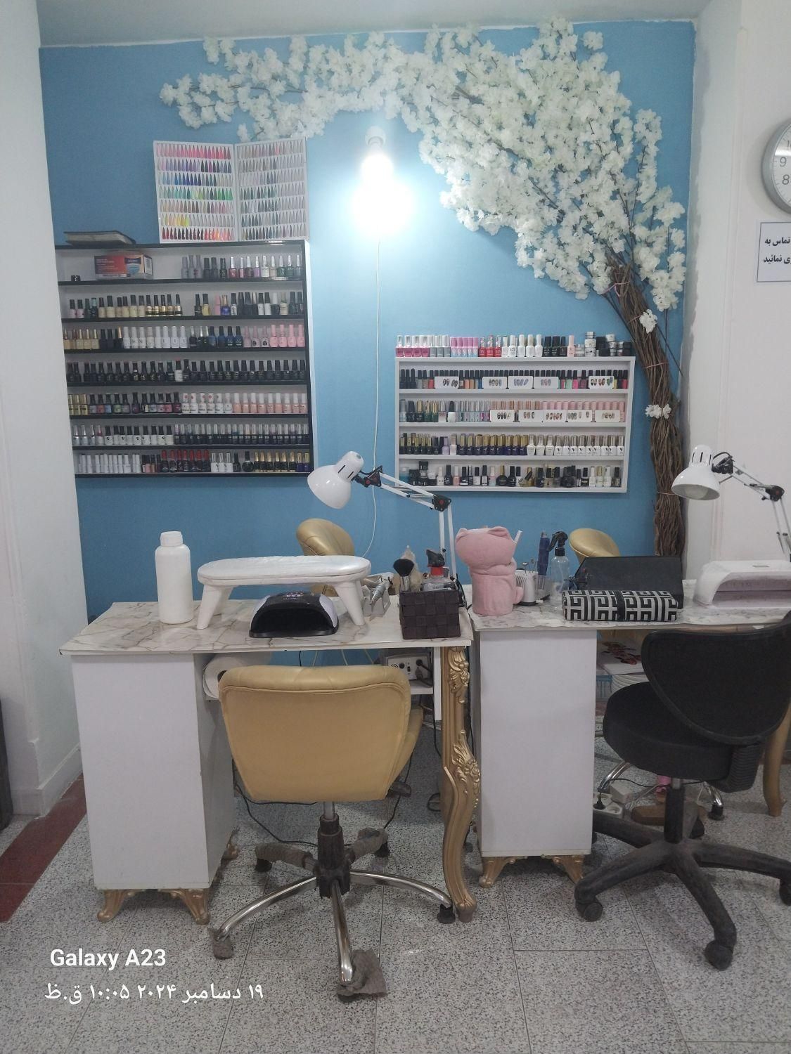 اجاره اتاق میز ناخن تخت مژه|اجارهٔ دفتر کار، اتاق اداری، مطب|تهران, سبلان (لشگر)|دیوار