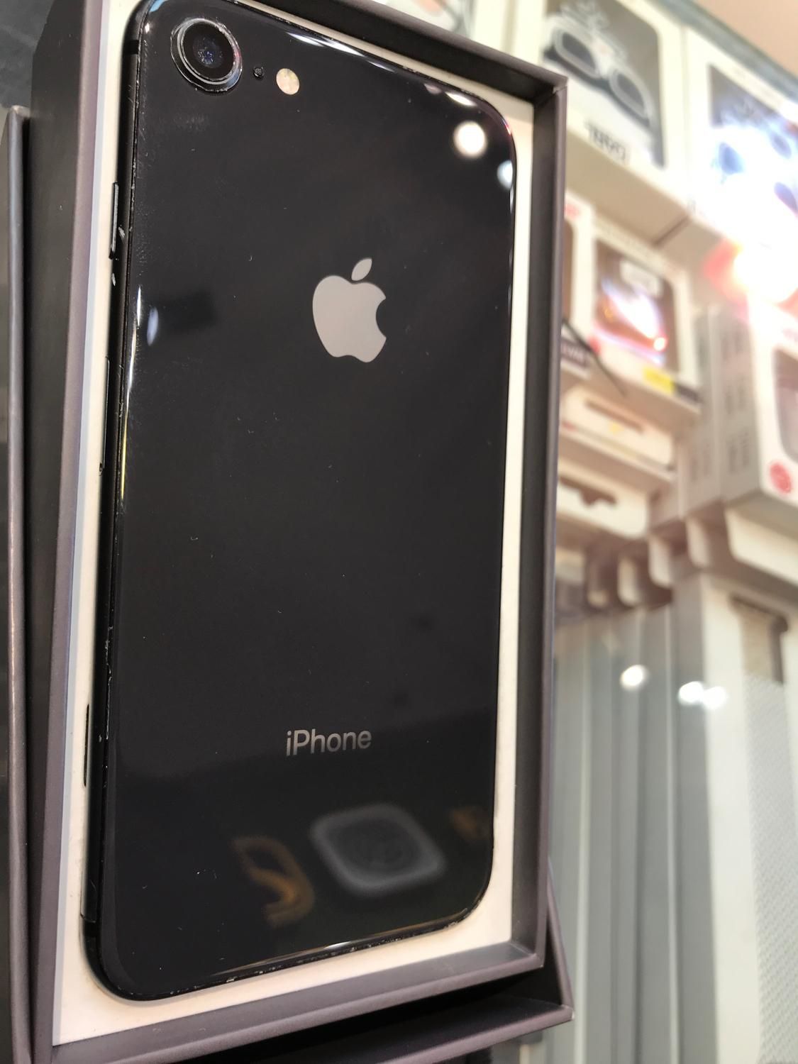 Iphone 8 64|موبایل|تهران, اقدسیه|دیوار