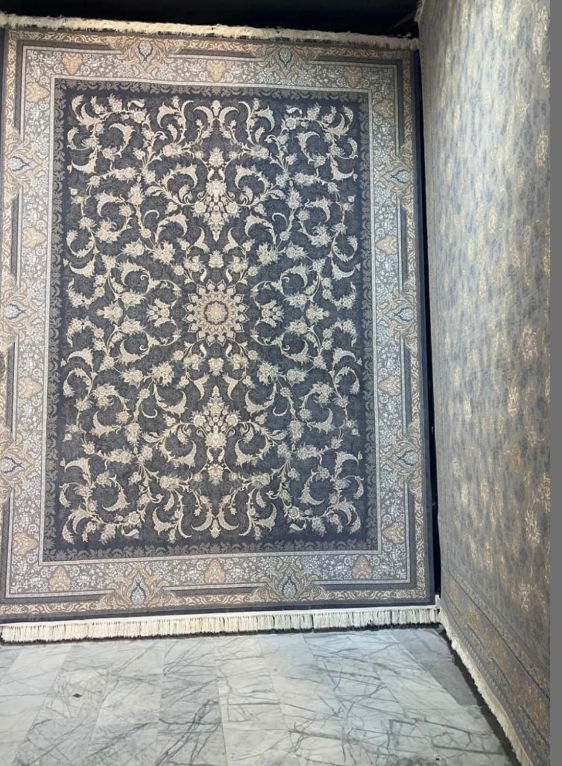 فرش طرح کویر ۱۲۰۰ شانه با کیفیتی باورنکردنی|فرش|شیراز, رازی|دیوار