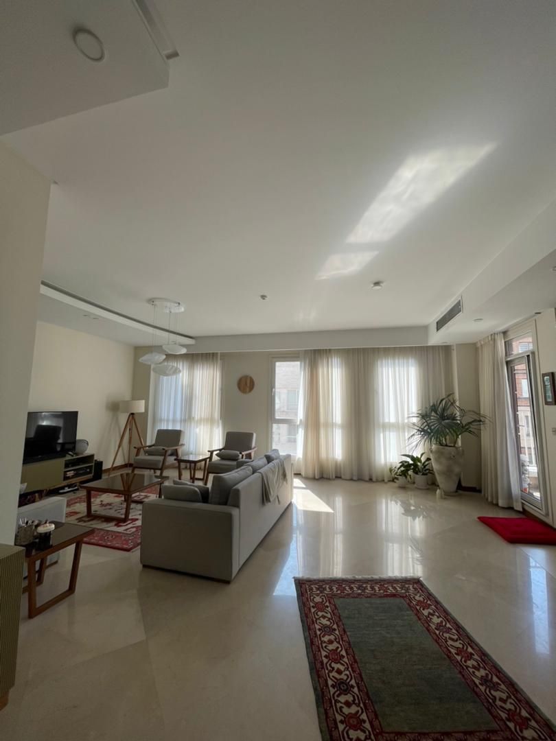 ۱۳۰ متر خوش نقشه تاپ لوکیشن فرمانیه شرقی|فروش آپارتمان|تهران, حصار بوعلی|دیوار
