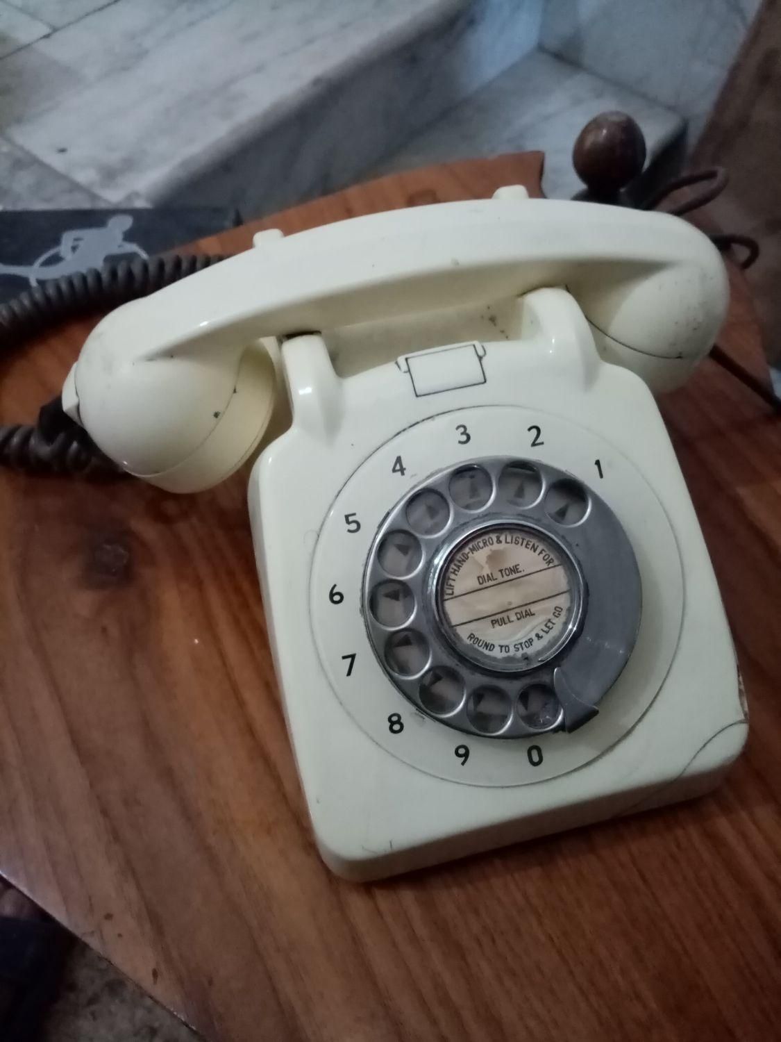 تلفن کلکسیون زیمنس آلمان تمیز وسالم|تلفن رومیزی|اصفهان, جلفا|دیوار