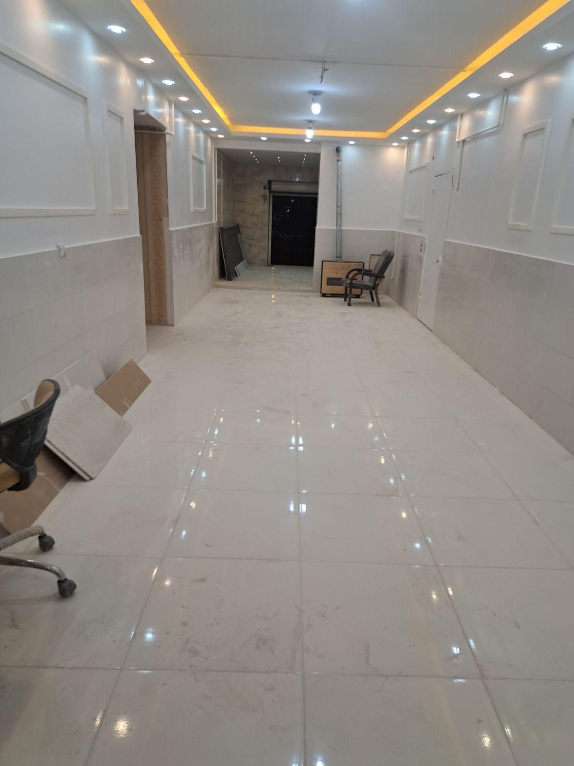 اداری تجاری بر بلوار اصلی فولاشهر|اجارهٔ دفتر کار، اتاق اداری، مطب|فولادشهر, B2|دیوار