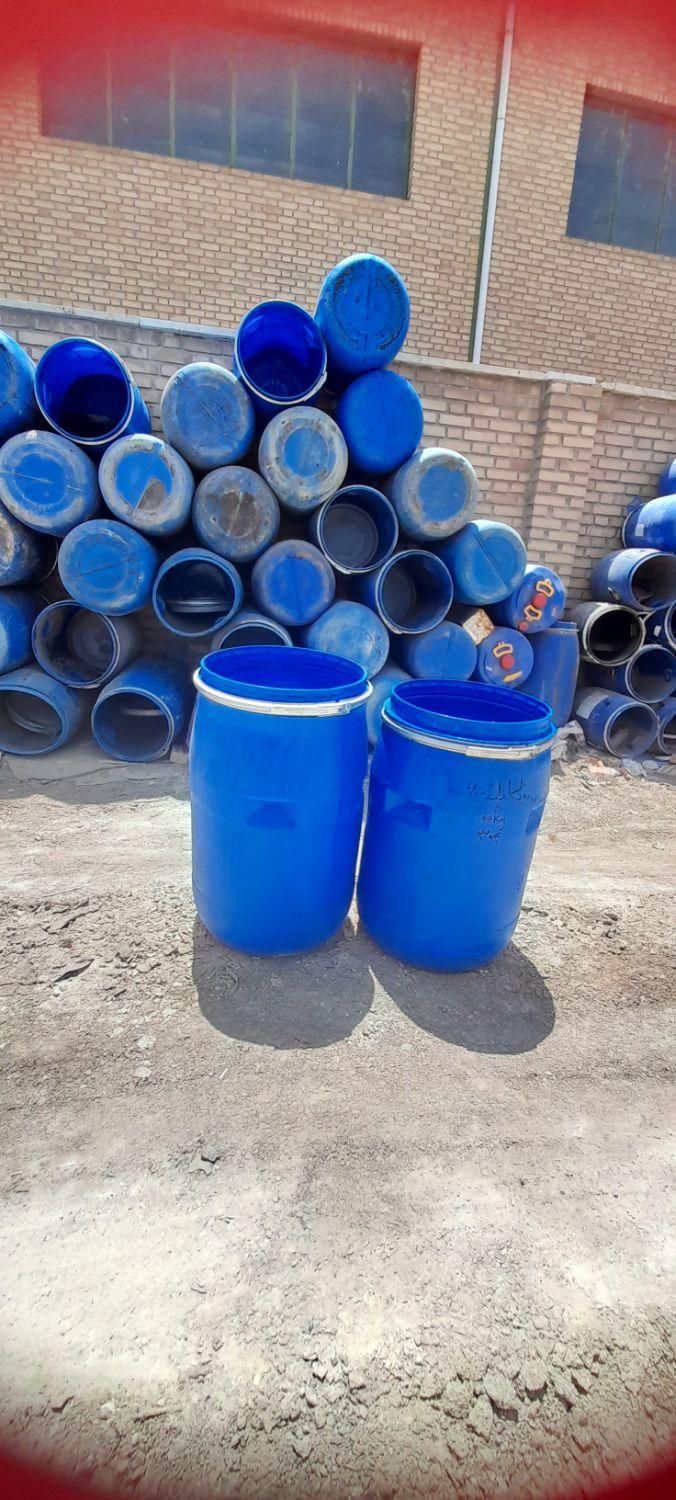 خرید و فروش انواع بشکه ، گالن و مخزن|ظروف نگهدارنده، پلاستیکی، یکبارمصرف|ورامین, ورامین|دیوار