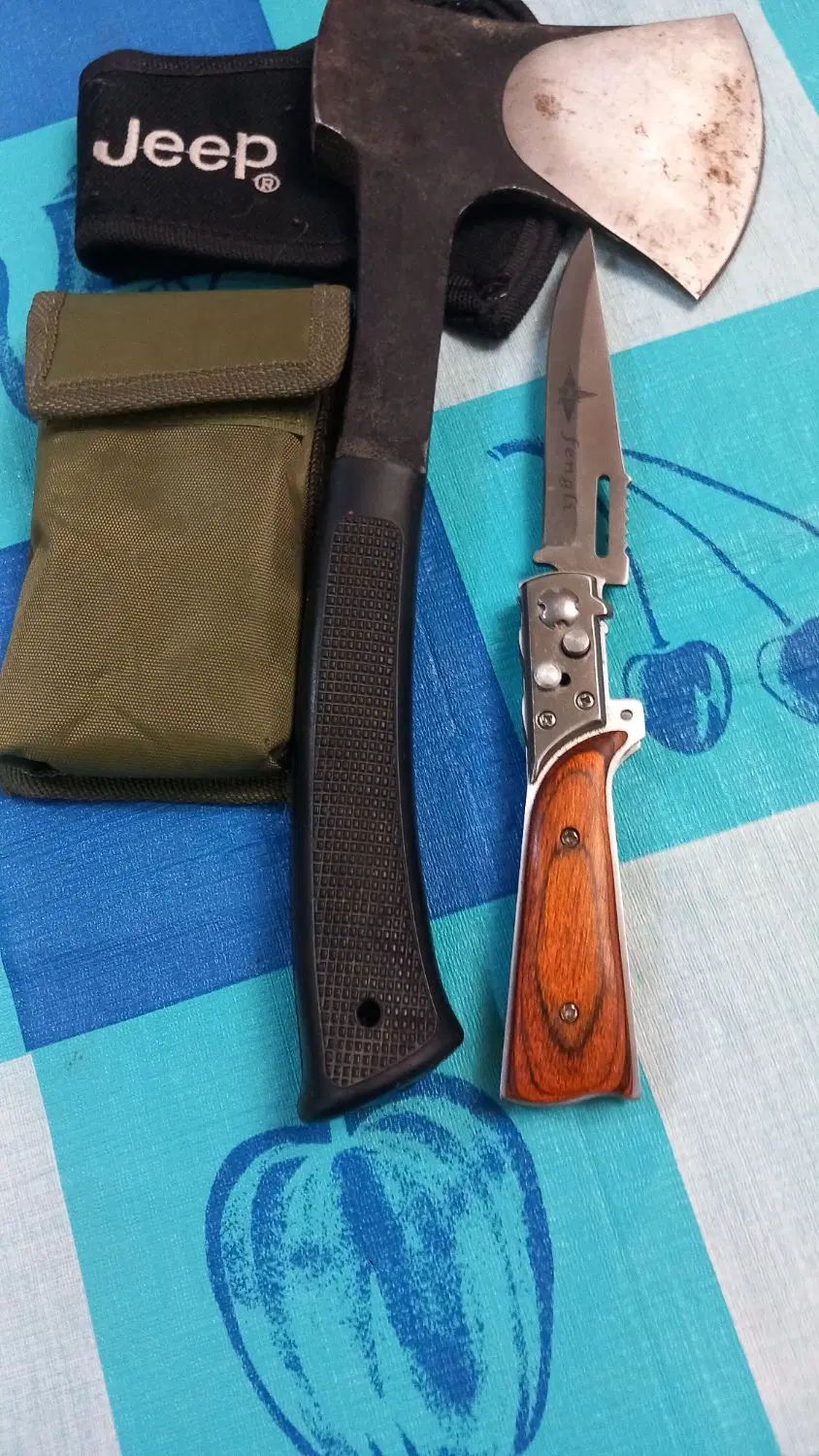 وسایل کوهنوردی شامل چاقو و تبر و کوله +|کوهنوردی و کمپینگ|تهران, نیروی هوایی (پیروزی)|دیوار