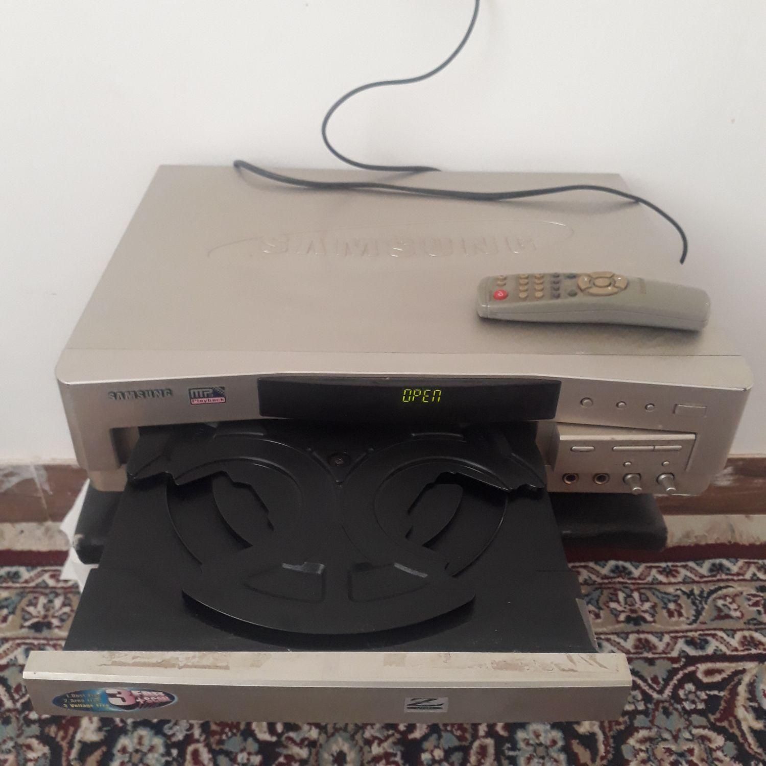 ویدئو سی دی، سه دیسک سامسونگ|پخشکننده DVD و ویدیو|قوچان, |دیوار