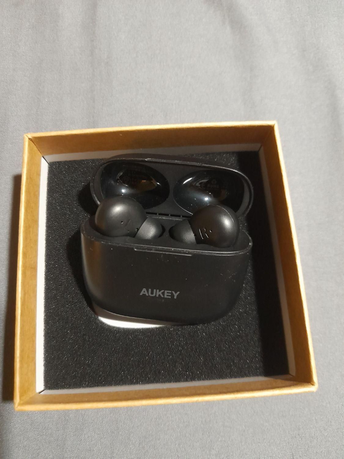 ایر پاد Aukey کیفیت صدا بی نظیر|لوازم جانبی موبایل و تبلت|کرج, حیدرآباد|دیوار