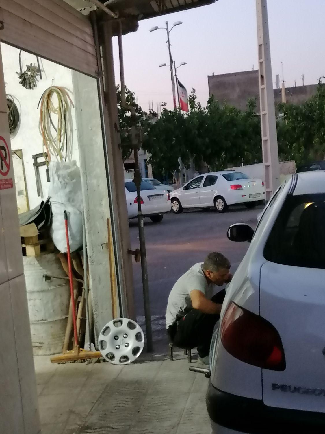 فروش مغازه ۳۰متر بر بلوار کاشانی نزدیک خ امام|فروش مغازه و غرفه|قم, پشت انبار نفت|دیوار
