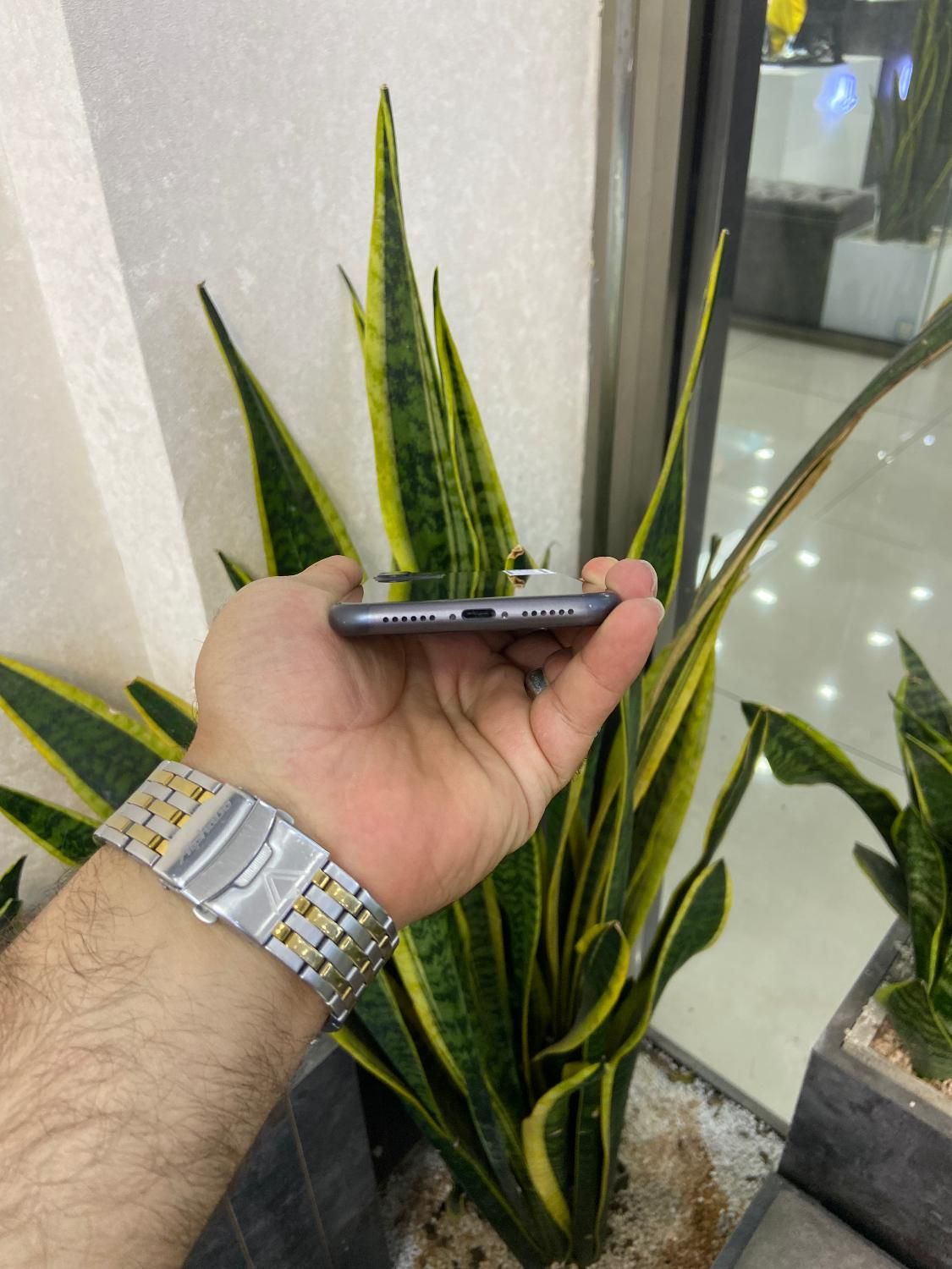 iPhone ازدم ایفون ۱۱نرمال بدون بازشدگی تعمیر اقساط|موبایل|اصفهان, احمدآباد|دیوار