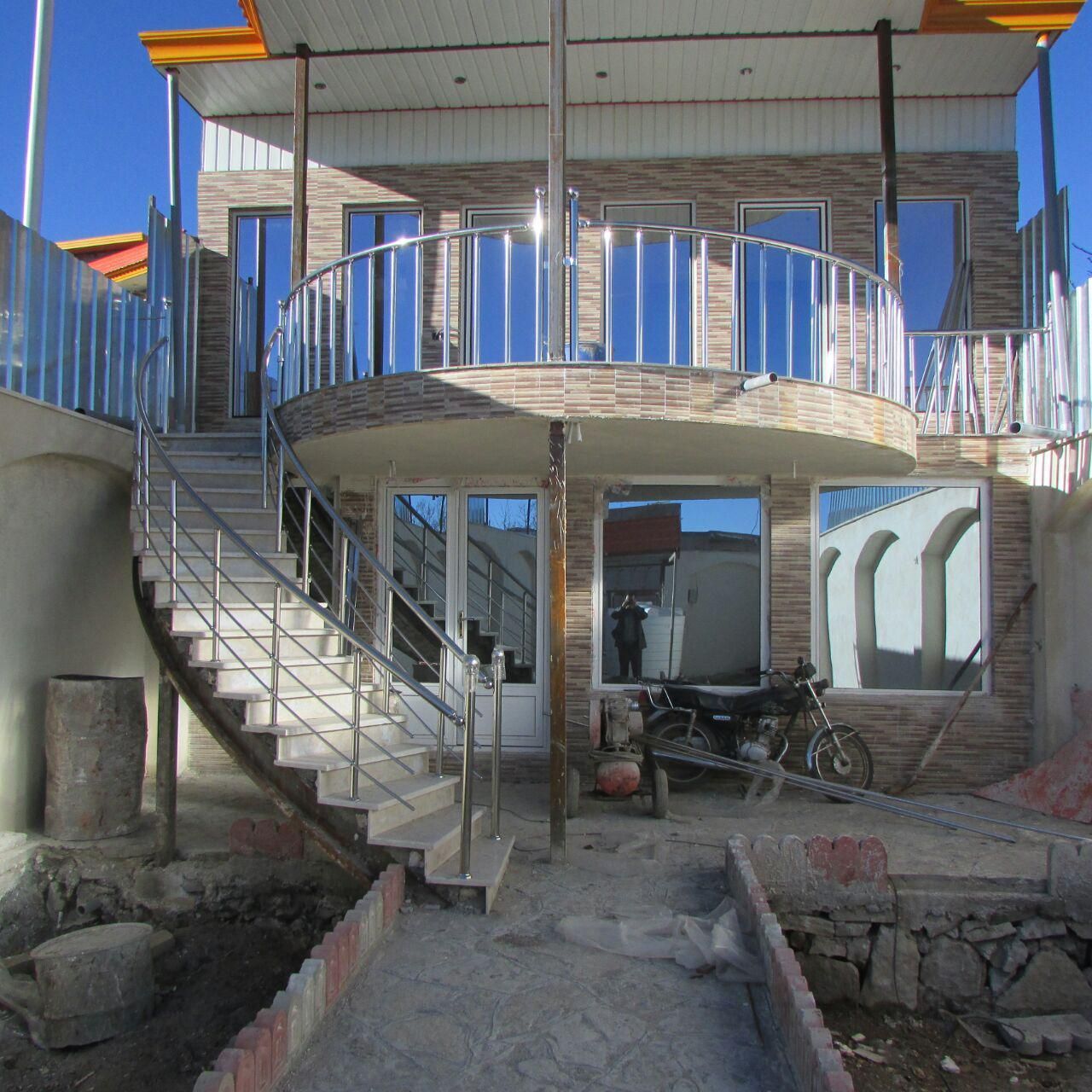 اجرای نرده آلومینیوم و استیل -حفاظ و پارتیشن استیل|خدمات پیشه و مهارت|قم, بلوار امین و ساحلی|دیوار