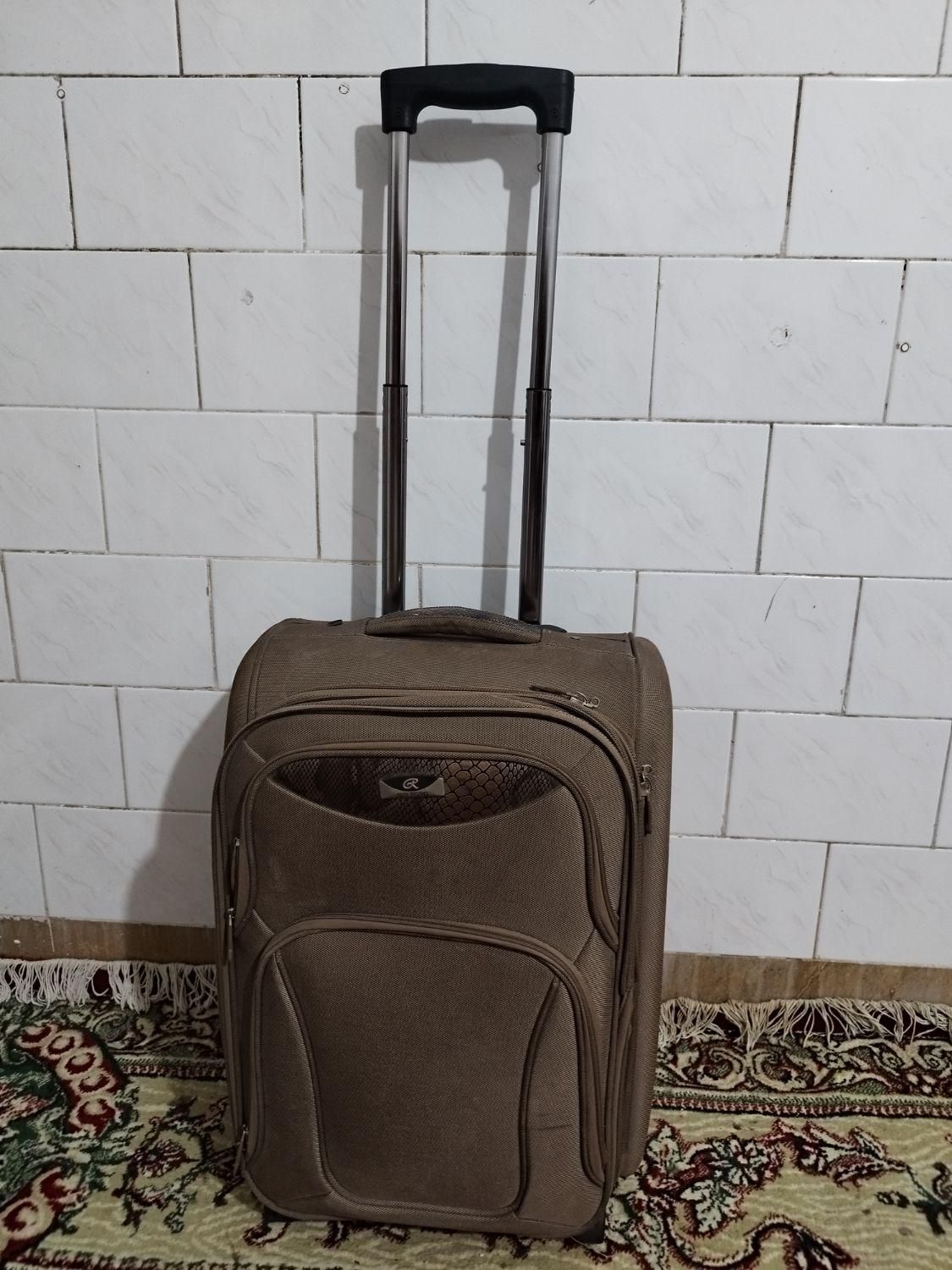 چمدان مسافرتی|جاکفشی، کمد، دراور|مرودشت, گندم‎|دیوار