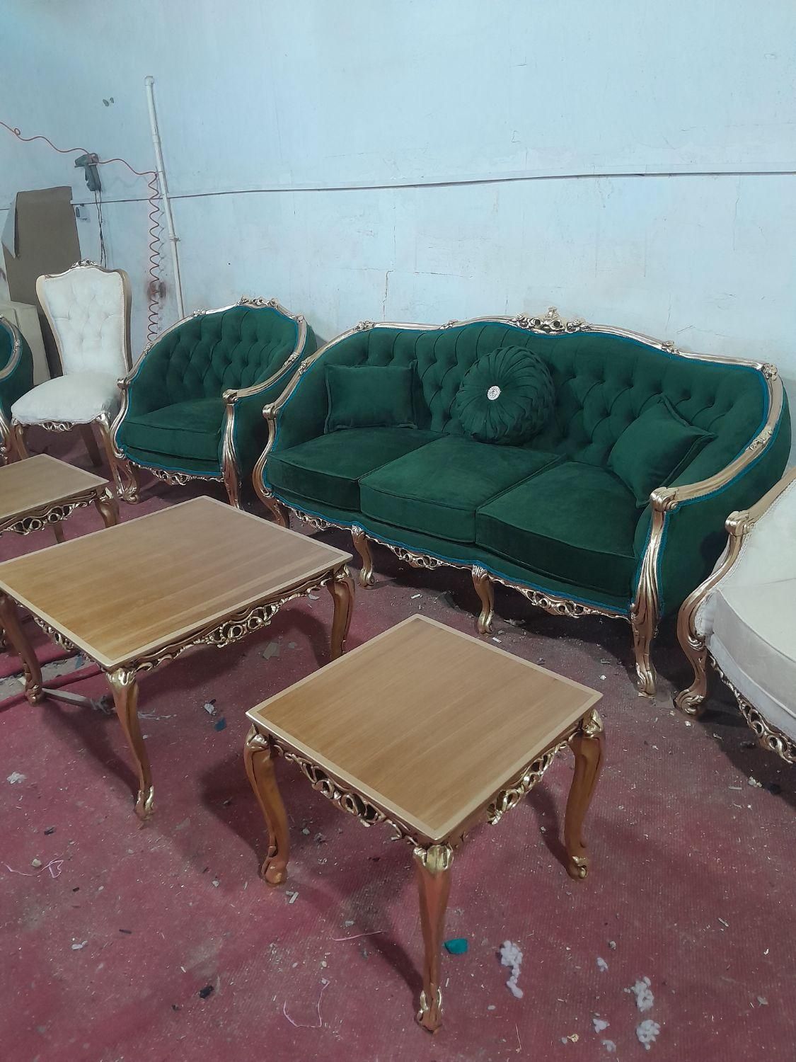 مبل استیل راحتی کلاسیک گردو راش مبل زمرد|مبلمان خانگی و میز عسلی|رباط‌کریم, |دیوار