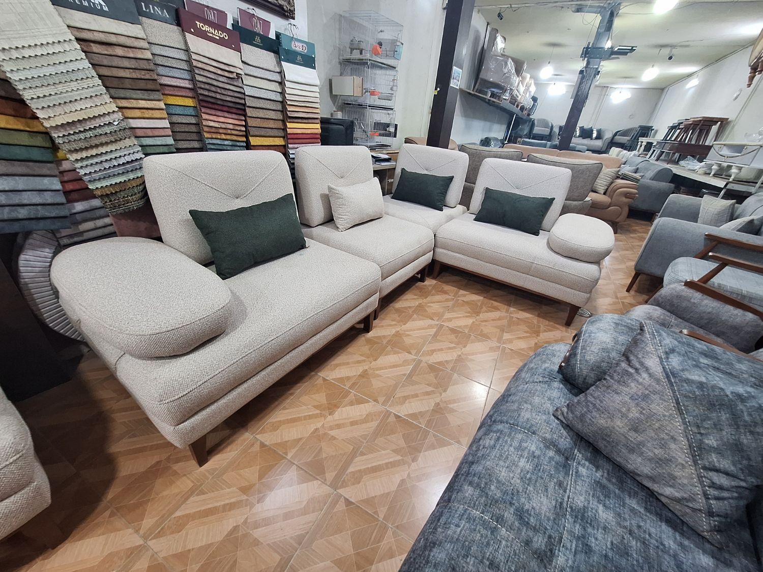 مبل راحتی ال ۸نفره|مبلمان خانگی و میز عسلی|مشهد, خواجه ربیع|دیوار