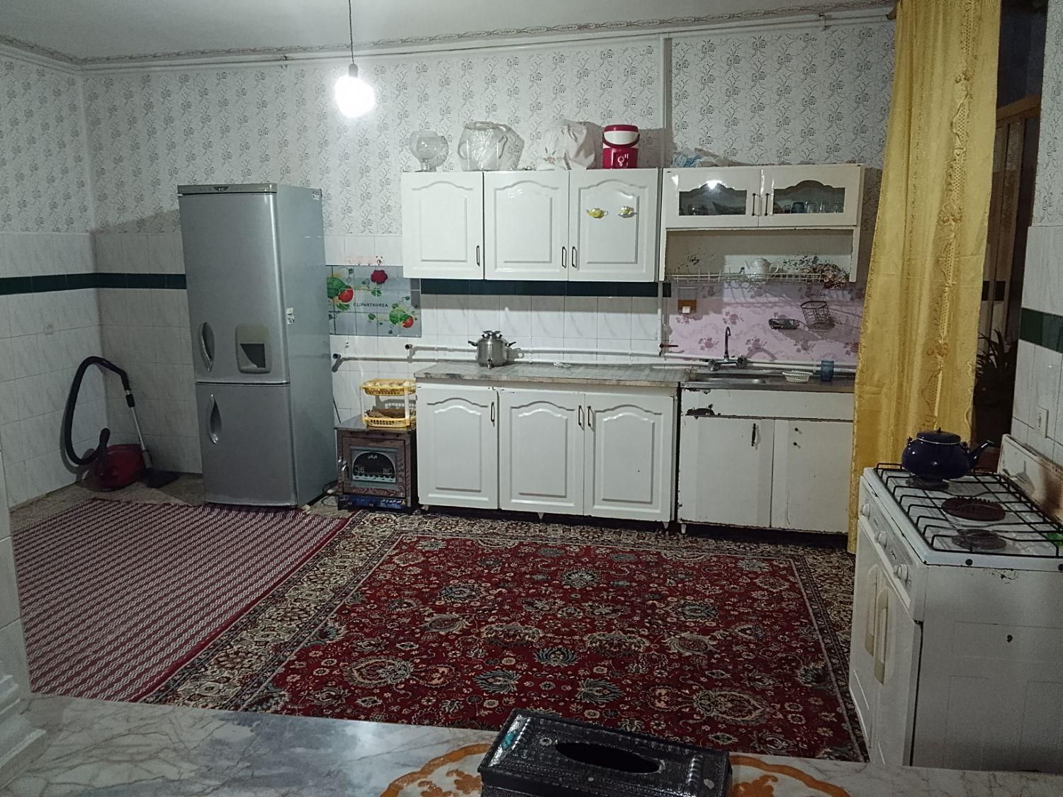 اجاره روزانه خانه ویلایی|اجارهٔ کوتاه‌مدت آپارتمان و سوئیت|آشخانه, |دیوار