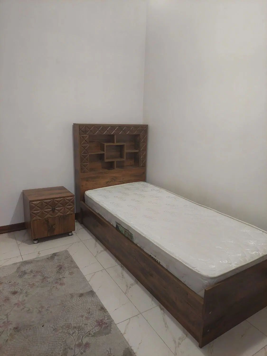 تخت و تشک|تخت و سرویس خواب|تهران, گلچین|دیوار