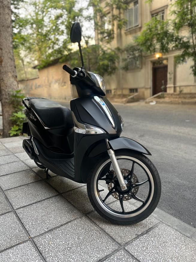 وسپا پیاجیو لیبرتی 1402|موتورسیکلت|تهران, قیطریه|دیوار