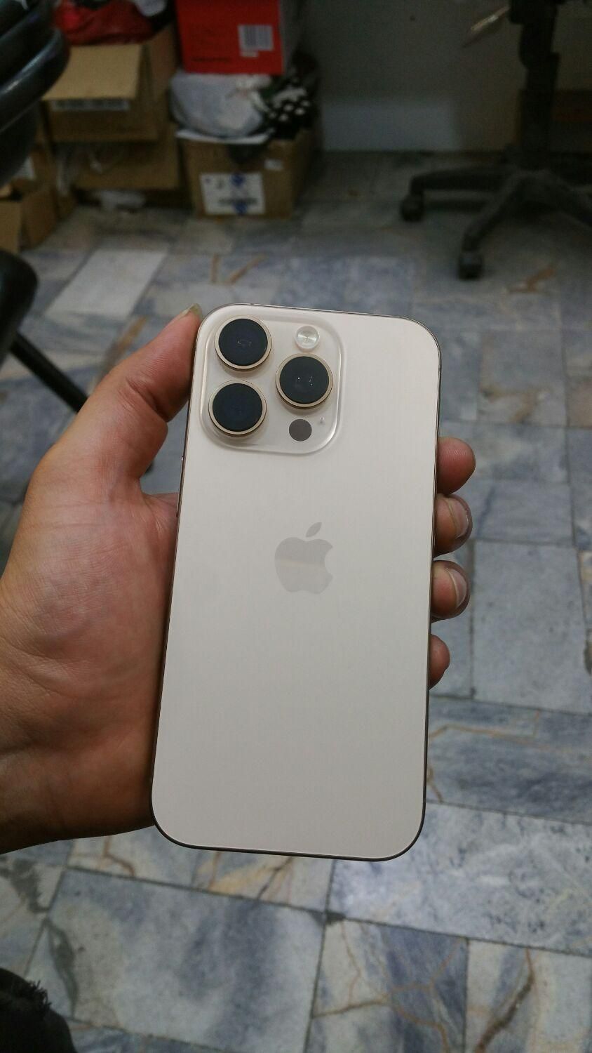 اپل iPhone 16 Pro با حافظهٔ ۲۵۶ گیگابایت|موبایل|مشهد, جنت|دیوار