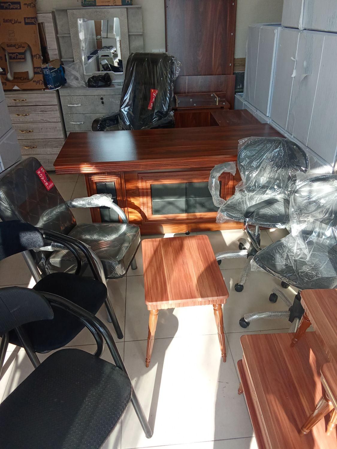 مدیریتی و انتظار|مبلمان اداری|شاهرود, |دیوار