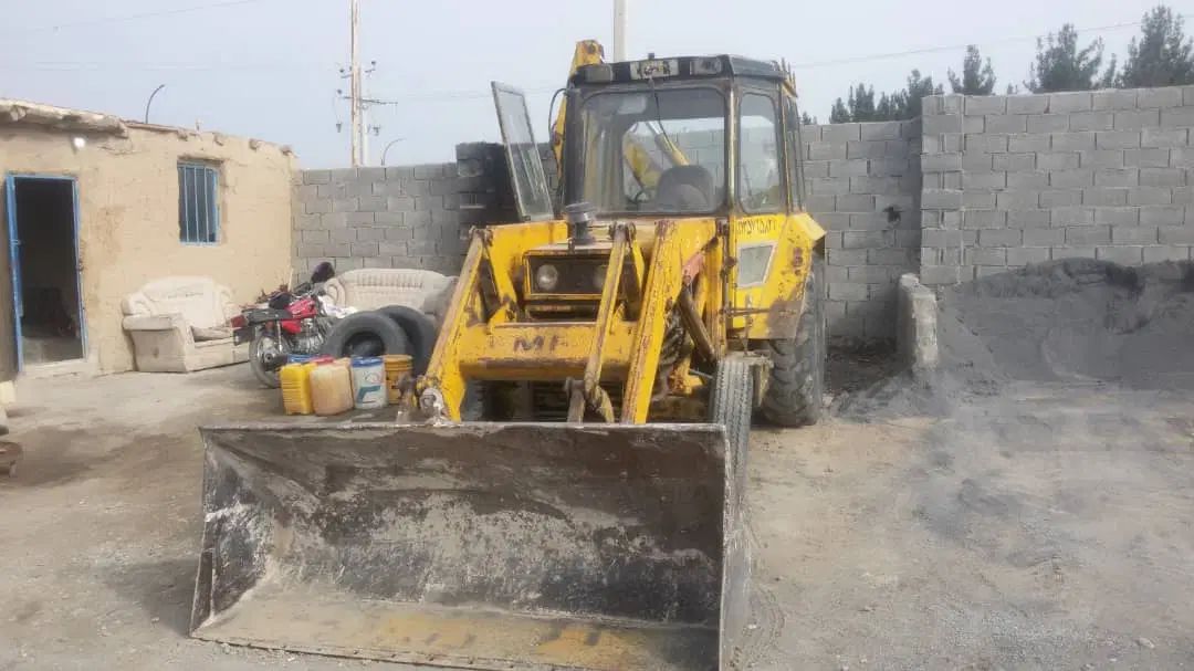 بکهو 58انگلیسی موتور تازه تعمیر سروحال قیمت توافقی|خودرو سنگین|فولادشهر, فولادشهر|دیوار