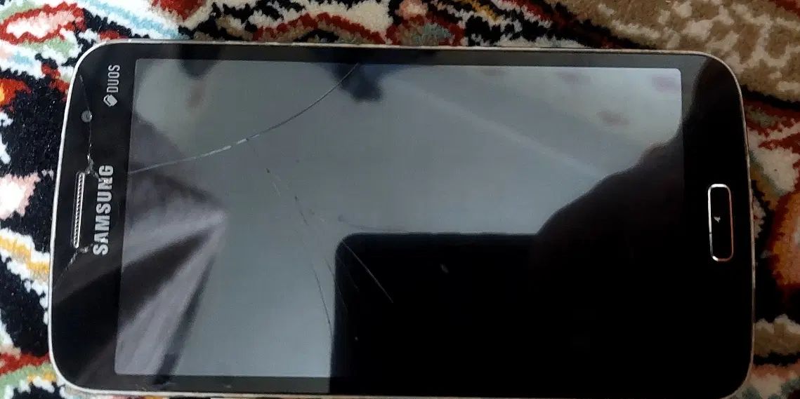 موبایل سامسونگ قدیمی برای استفاده از قطعات|موبایل|تهران, دهم فروردین|دیوار