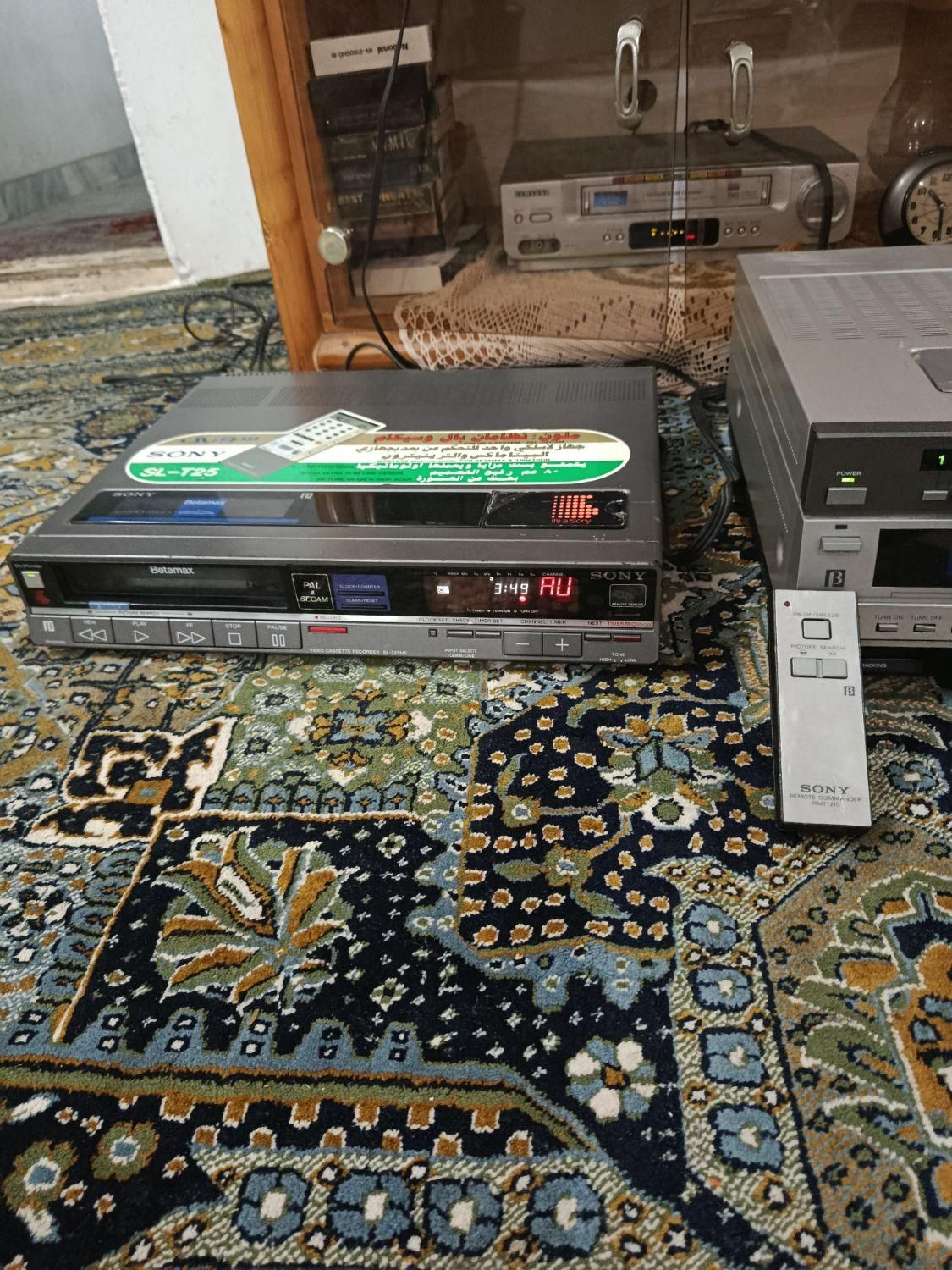 ویدیونواربزرگ ونوارکوچیک وفیلمها|پخش‌کننده DVD و ویدیو|قائم‌شهر, |دیوار