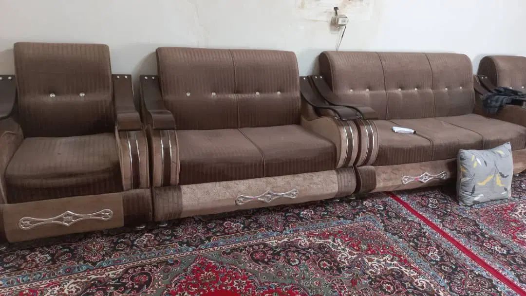 مبل|مبلمان خانگی و میز عسلی|مشهد, توس فردوسی|دیوار