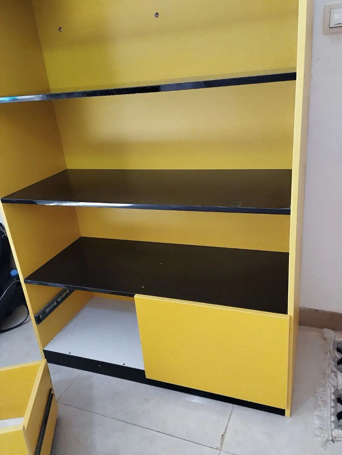 کتابخانه تمام (ام دی آف کارگاهی ) محکم و سنگین.|کتابخانه، شلف، قفسه‌های دیواری|کرمانشاه, |دیوار