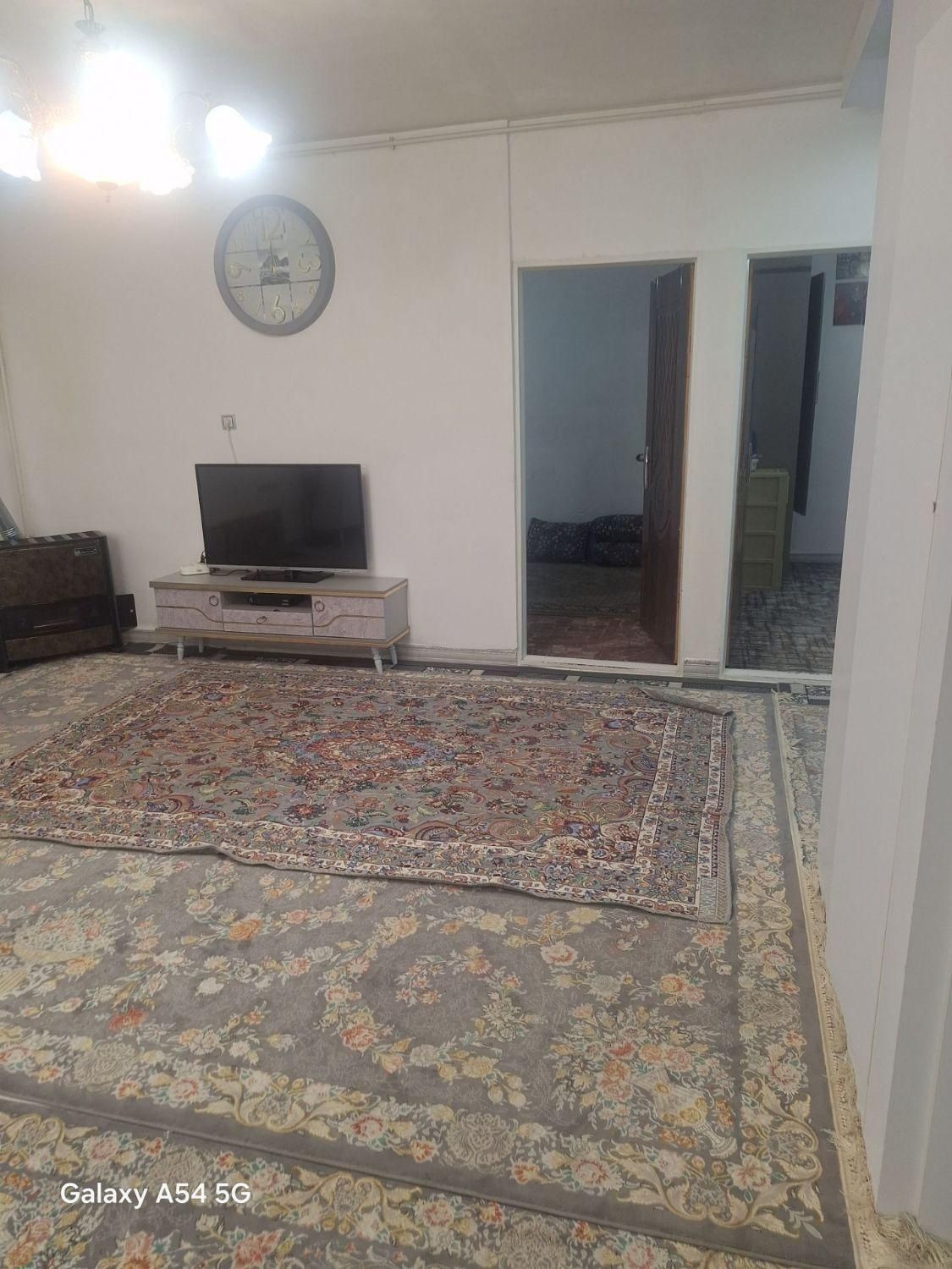 خانه دوطبقه ویلایی شریفیه پشت پاسگاه شریف آباد|فروش خانه و ویلا|محمدیه-قزوین, |دیوار