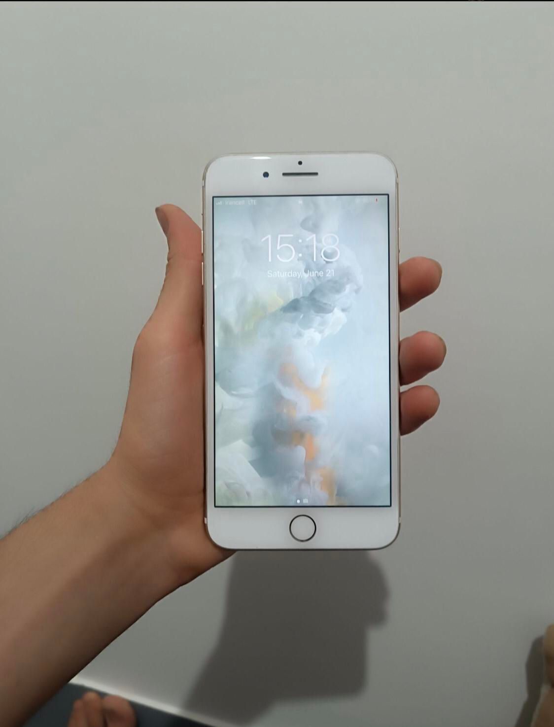 اپل iPhone 7 Plus با حافظهٔ ۱۲۸ گیگابایت|موبایل|شاهین‌شهر, خانه کارگر|دیوار