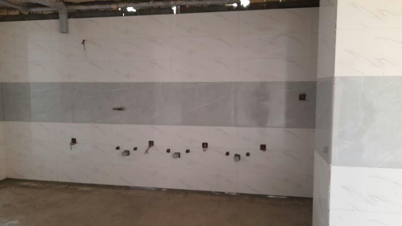 کاشی کار چسبی ودوغابی حرفه‌ای قیمت مناسب|خدمات پیشه و مهارت|اصفهان, خانه اصفهان|دیوار