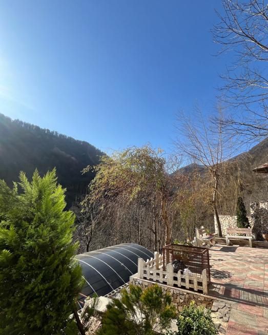 اجاره ویلا استخردار دل جنگل با ویوو ابدی (کد۲۶)|اجارهٔ کوتاه‌مدت ویلا و باغ|رشت, منظریه|دیوار