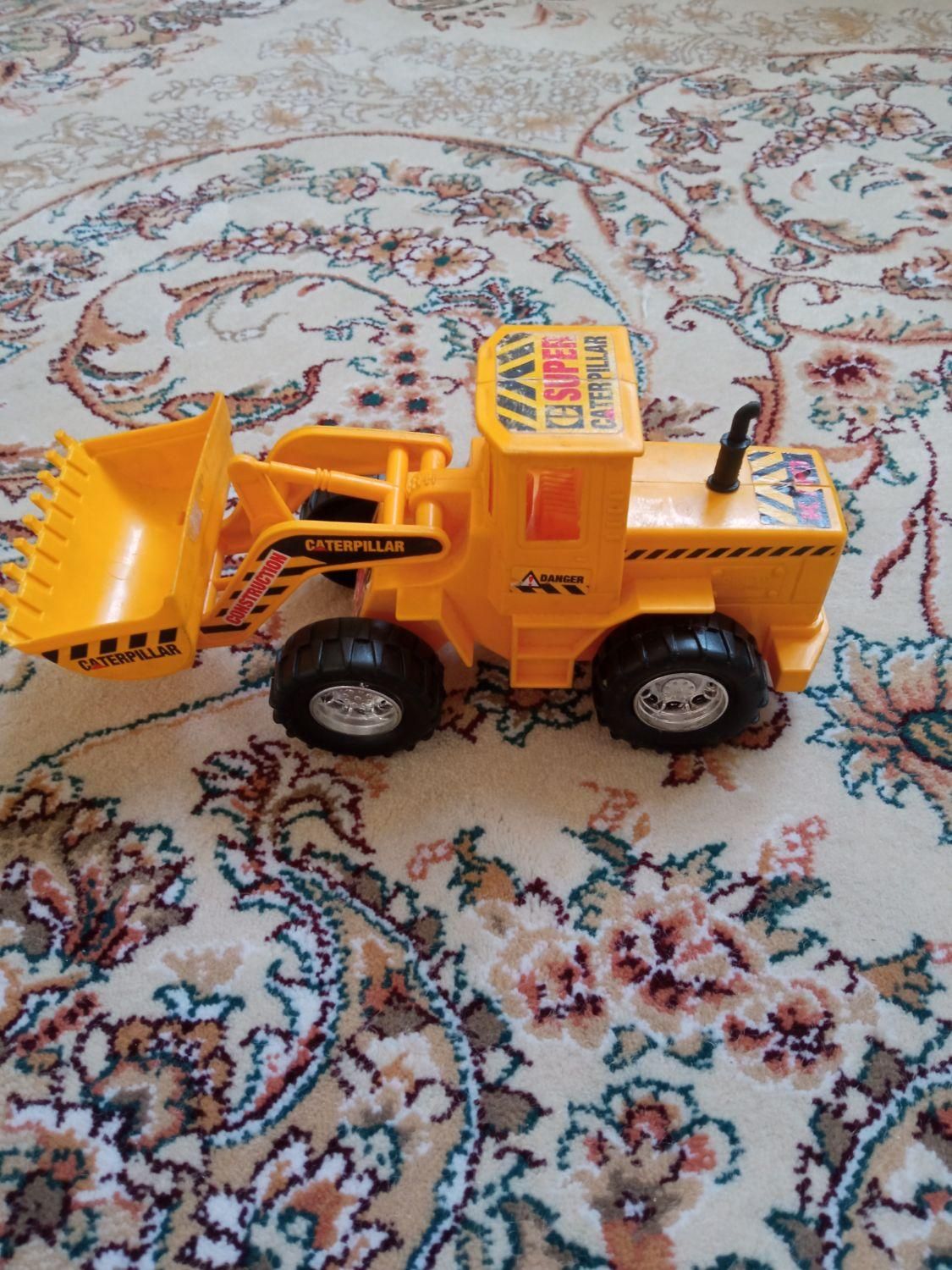 13تاماشین اسباب بازی بادوموتورویک حلقه هوش|اسباب‌بازی بچه|تبریز, |دیوار