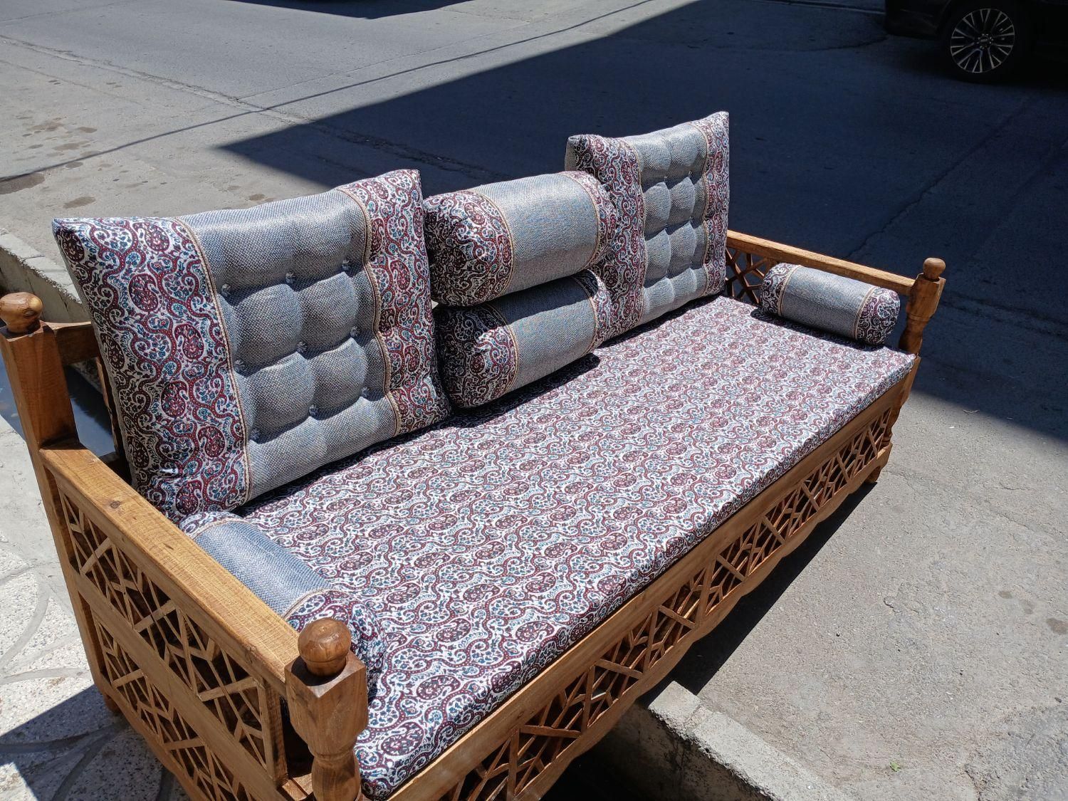 شاه نشین سنتی|مبلمان خانگی و میز عسلی|مشکیندشت, |دیوار