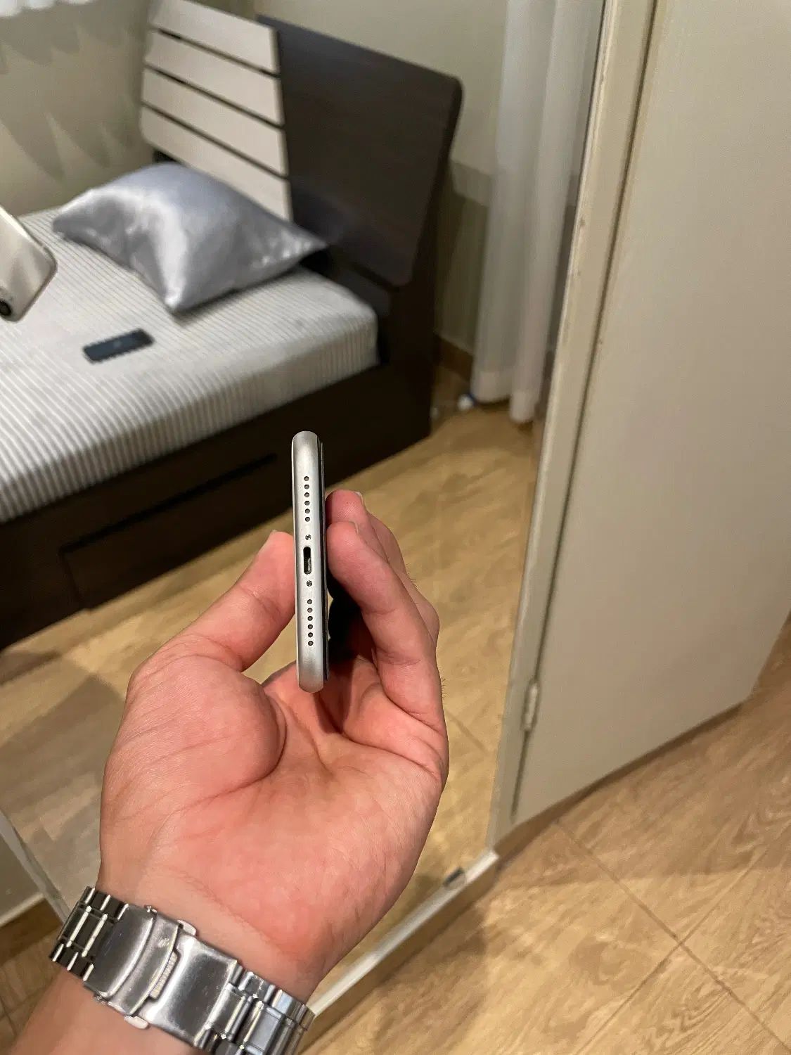 iphon 11 normal 128g LLA|موبایل|کرج, فاز ۳ گوهردشت|دیوار