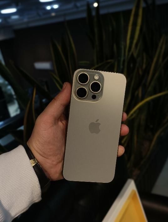 گوشی iphone 16 pro رنگ‌نچرال اپل|موبایل|مشهد, کوه سنگی|دیوار