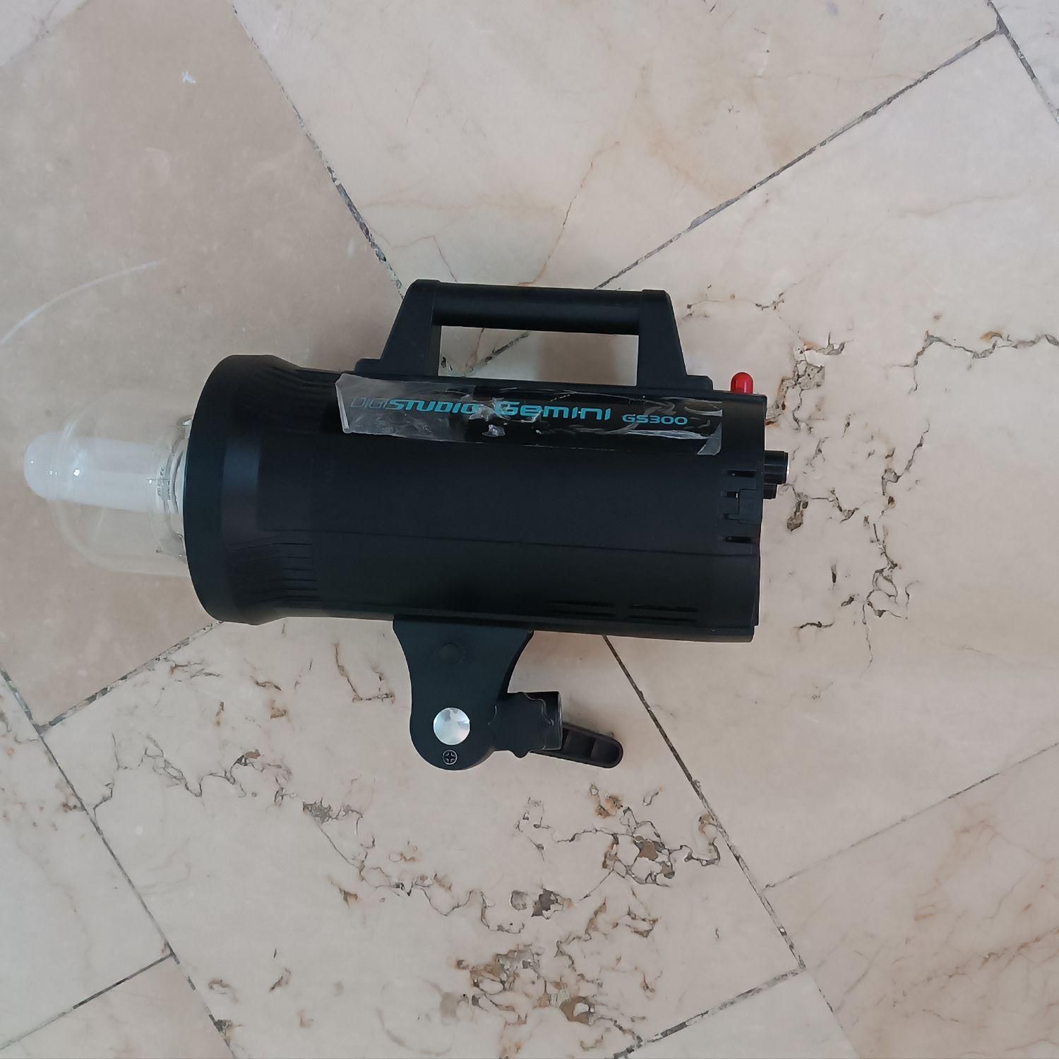 لوازم عکاسی و نورپردازی|دوربین عکاسی و فیلمبرداری|کرج, دهقان ویلا|دیوار