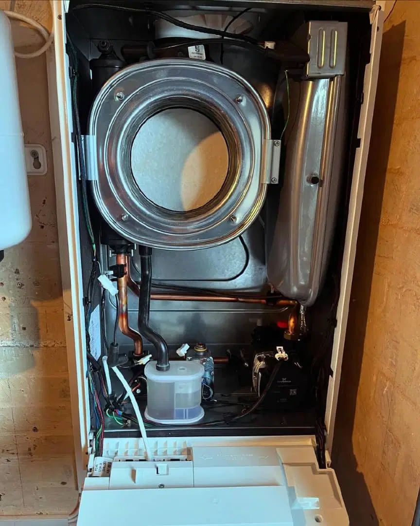 نصب ، تعمیر ، تعویض و راه اندازی|خدمات پیشه و مهارت|بوکان, |دیوار