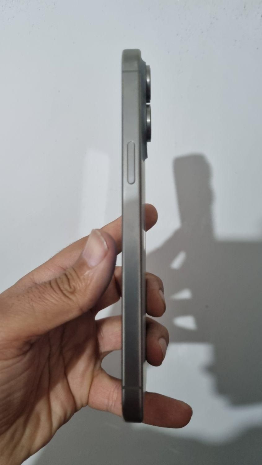 اپل iPhone 15 Pro Max با حافظهٔ ۲۵۶ گیگابایت|موبایل|شیراز, قلعه نو|دیوار