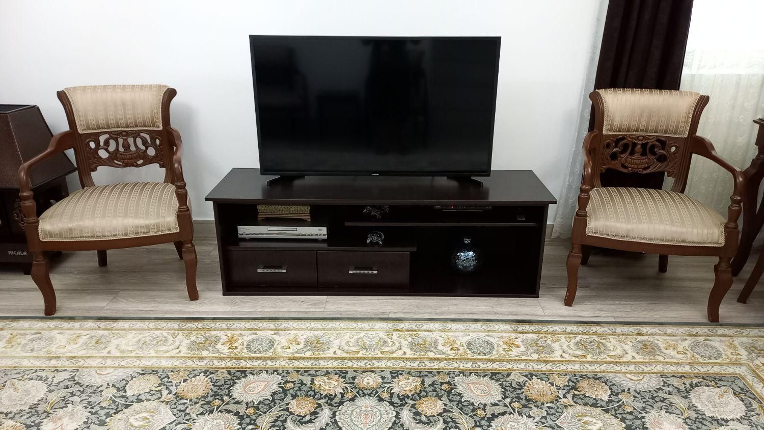 میز تلویزیون ام دی اف|میز تلویزیون|رشت, پیله داربن|دیوار