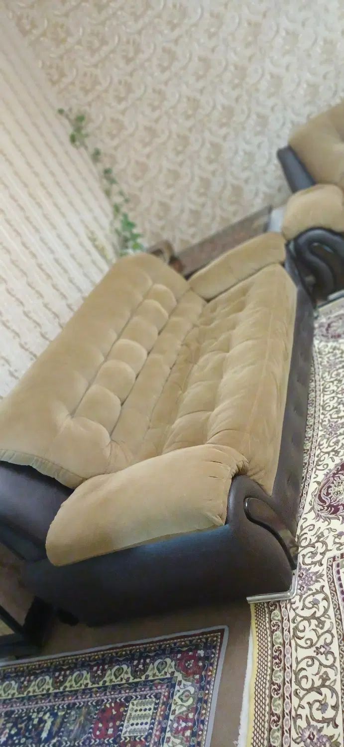 مبل ۸ نفره|مبلمان خانگی و میز عسلی|اصفهان, بهارستان|دیوار
