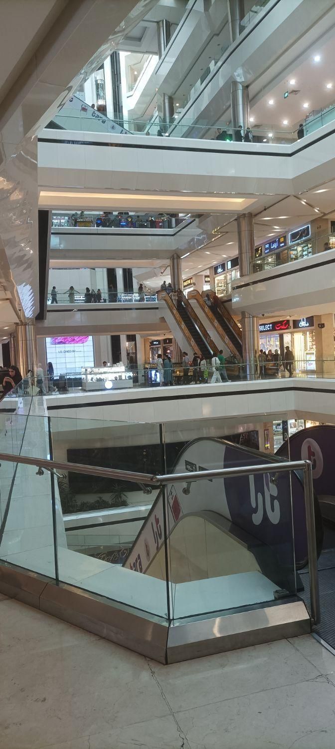 ۱۳/۵ متر تجاری همکف طلا جواهر پاساژ کورش مال|فروش مغازه و غرفه|تهران, باغ فیض|دیوار