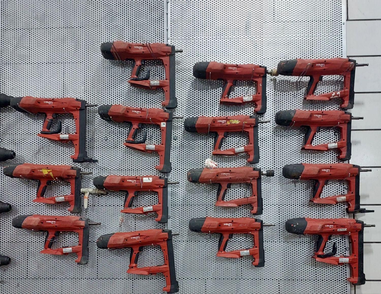 فروش تفنگ میخکوب بتن شارژی و حرفه ای خشابی|ابزارآلات|اصفهان, آزادگان|دیوار