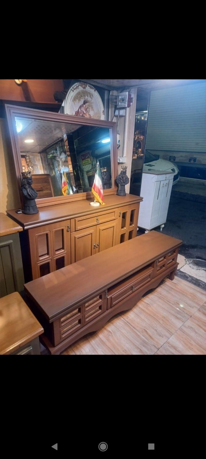 آیینه و کنسول چتری|بوفه، ویترین، کنسول|نسیمشهر, |دیوار