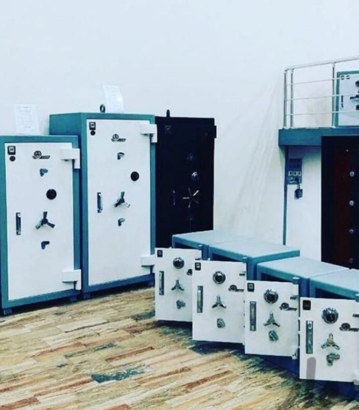 خرید گاوصندوق کارکرده دربسته خریدار گاو صندوق چکی|ابزارآلات|تهران, تهرانپارس غربی|دیوار