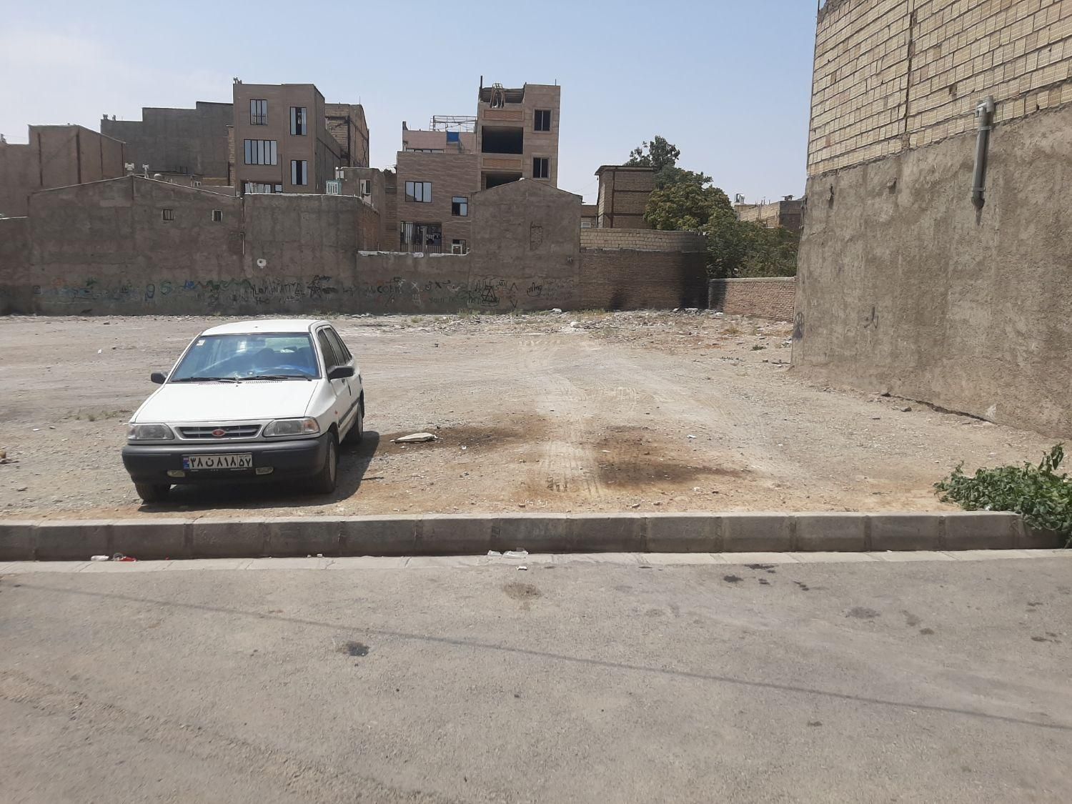 فروش زمین ۱۵۰ متری با مجوز در پیشاهنگی|فروش زمین و ملک کلنگی|کرج, کمال‌شهر|دیوار