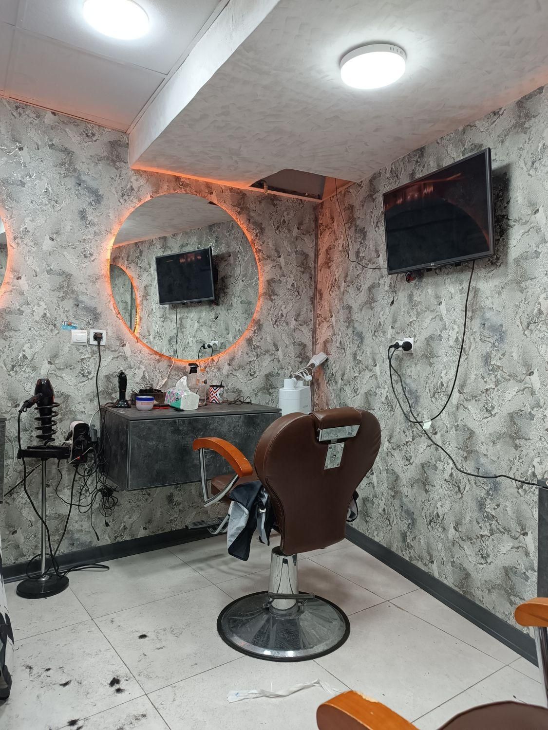 نصب حرفه ای کاغد دیواری و پوستر|خدمات پیشه و مهارت|کرج, گوهردشت|دیوار